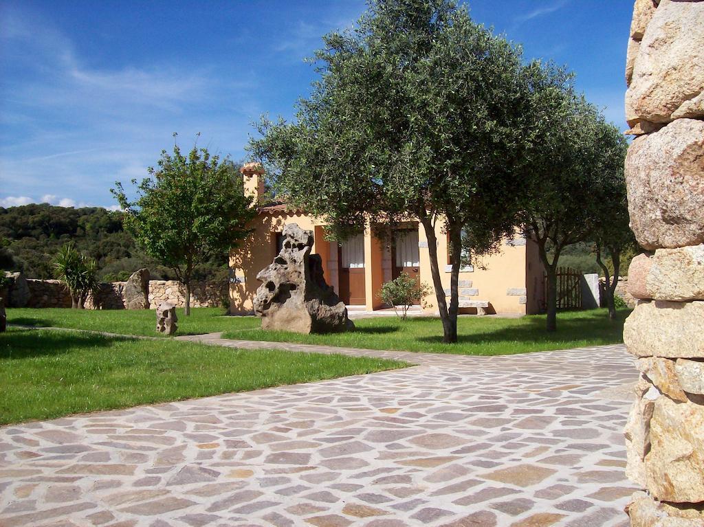 Turismo Rurale L'Agliuledda Villa Sant'Antonio di Gallura Bagian luar foto
