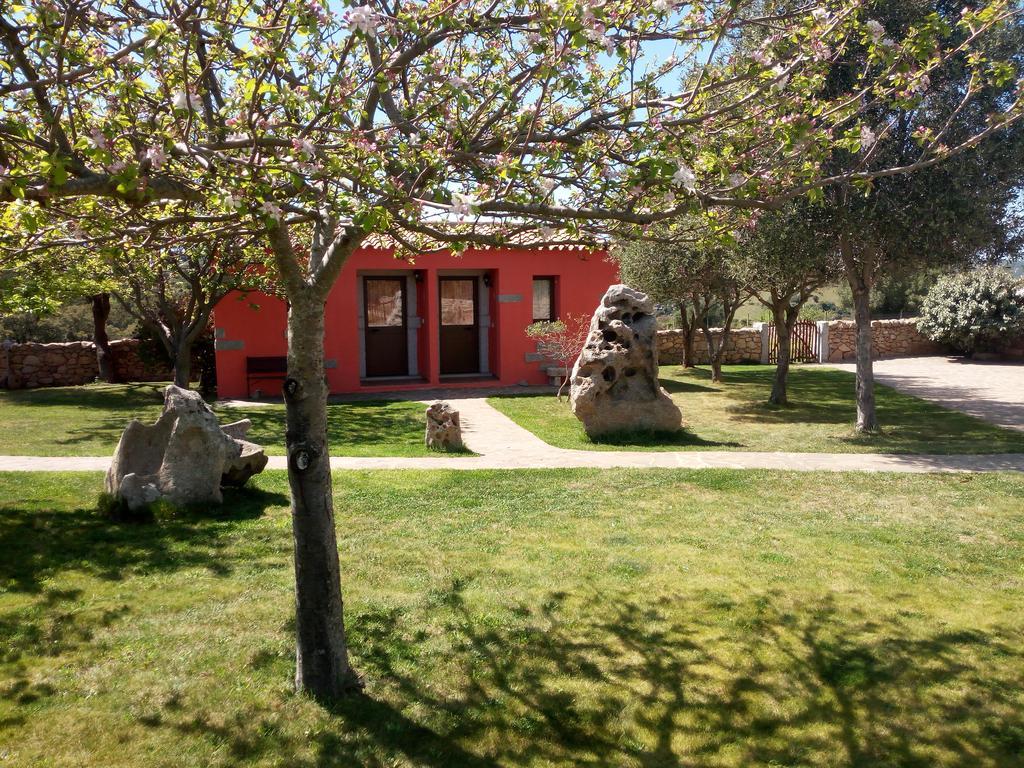 Turismo Rurale L'Agliuledda Villa Sant'Antonio di Gallura Bagian luar foto