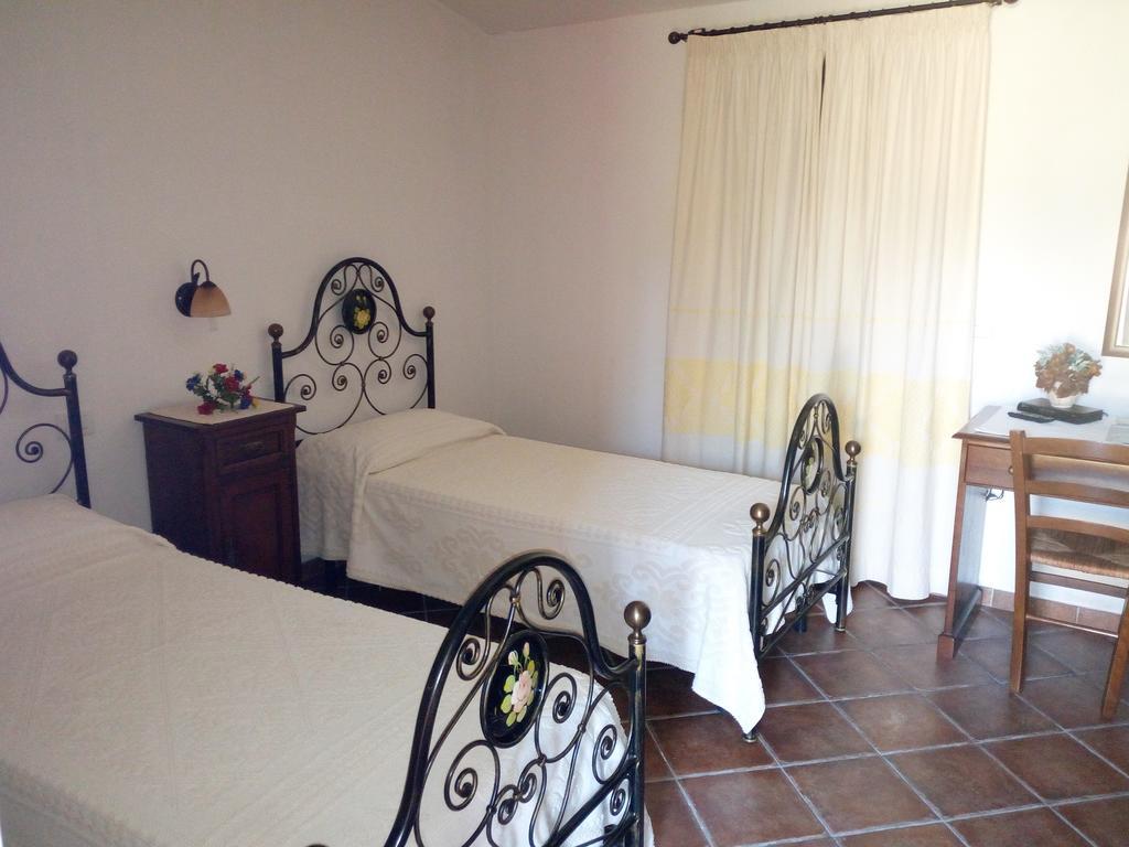 Turismo Rurale L'Agliuledda Villa Sant'Antonio di Gallura Bagian luar foto