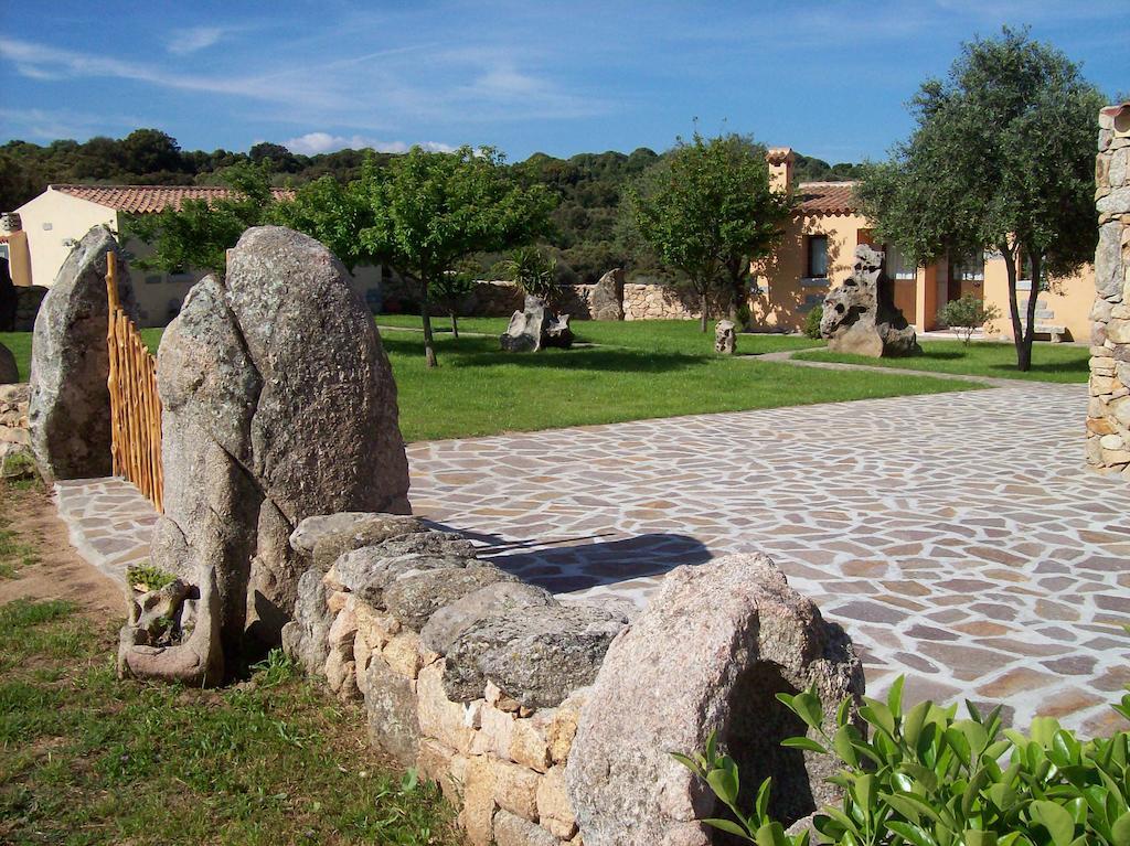 Turismo Rurale L'Agliuledda Villa Sant'Antonio di Gallura Bagian luar foto