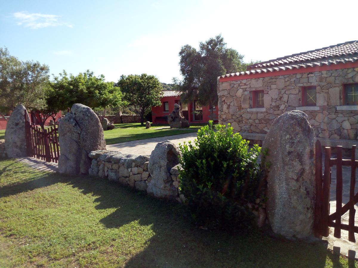 Turismo Rurale L'Agliuledda Villa Sant'Antonio di Gallura Bagian luar foto